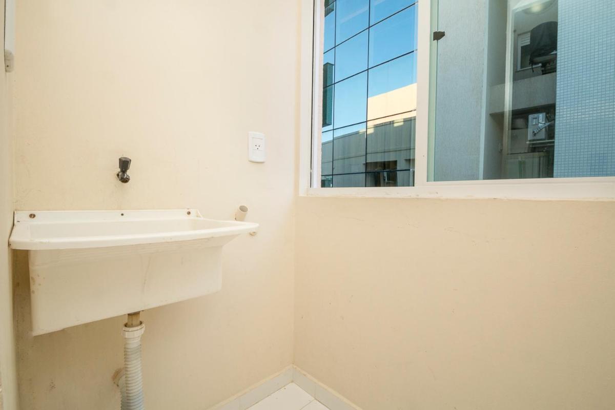 Residencial Melfi 3 Ap 6 Apartment Bombinhas Exterior photo